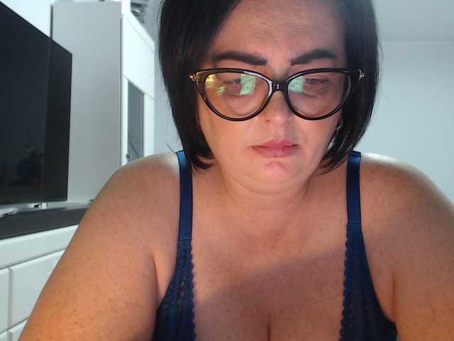 Emyllywhite