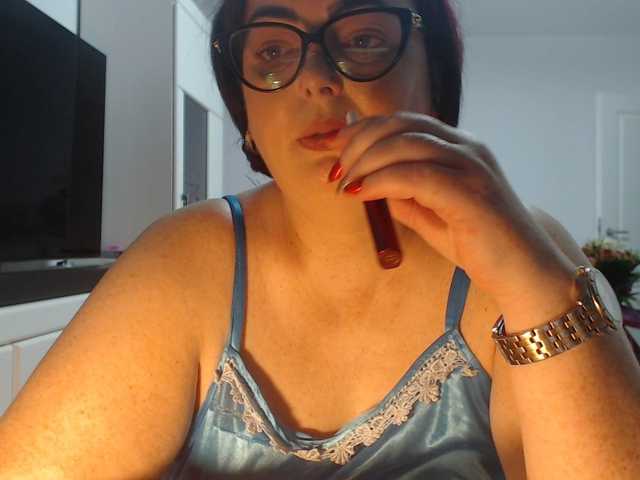 Emyllywhite