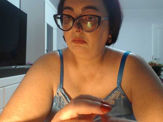 Emyllywhite