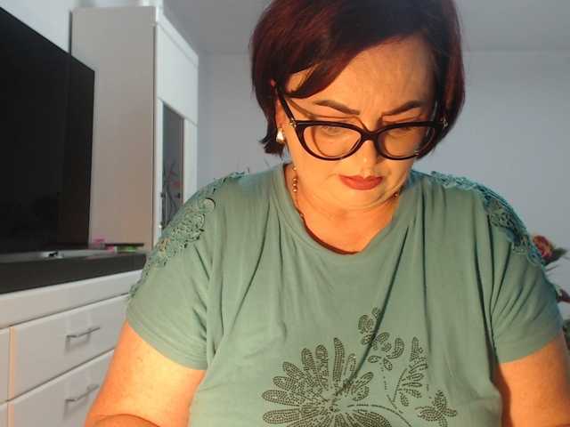 Emyllywhite