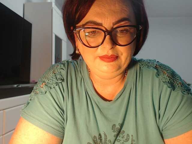 Emyllywhite