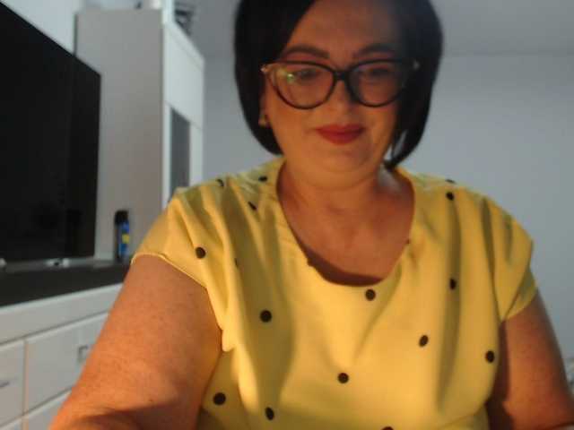 Emyllywhite