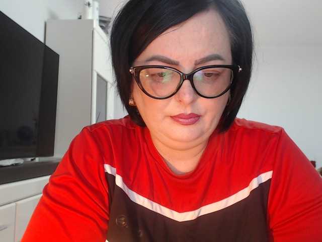 Emyllywhite