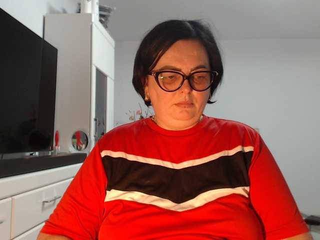 Emyllywhite