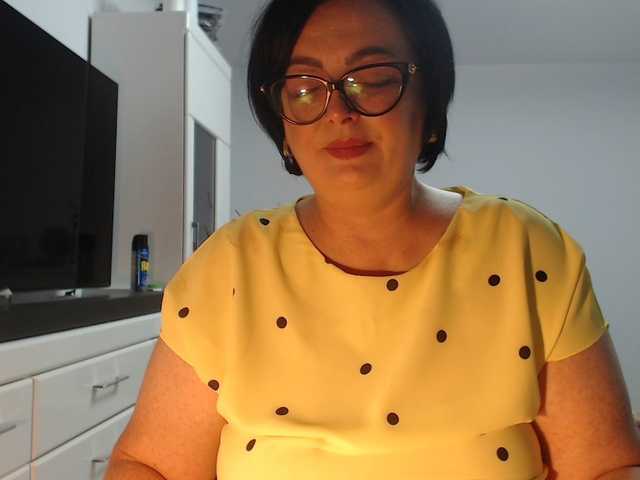 Emyllywhite