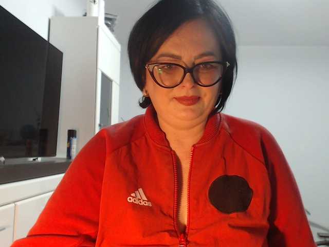 Emyllywhite