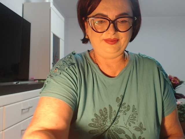 Emyllywhite