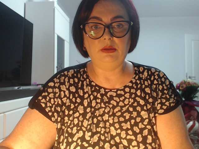 Emyllywhite