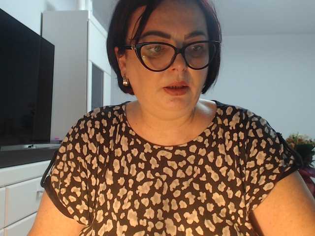 Emyllywhite