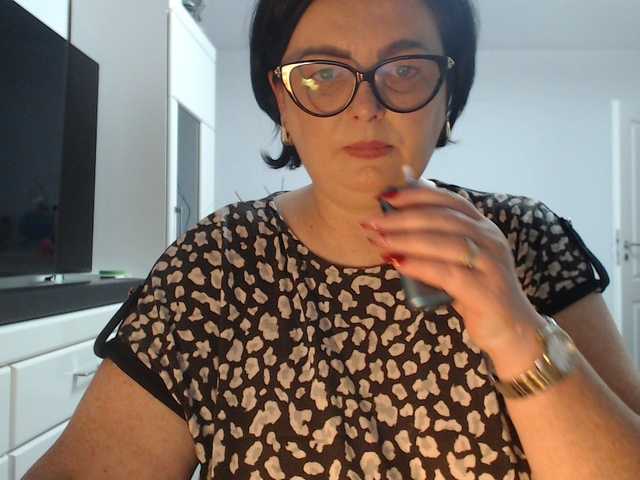 Emyllywhite