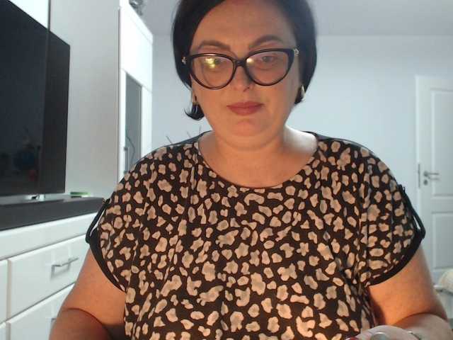 Emyllywhite