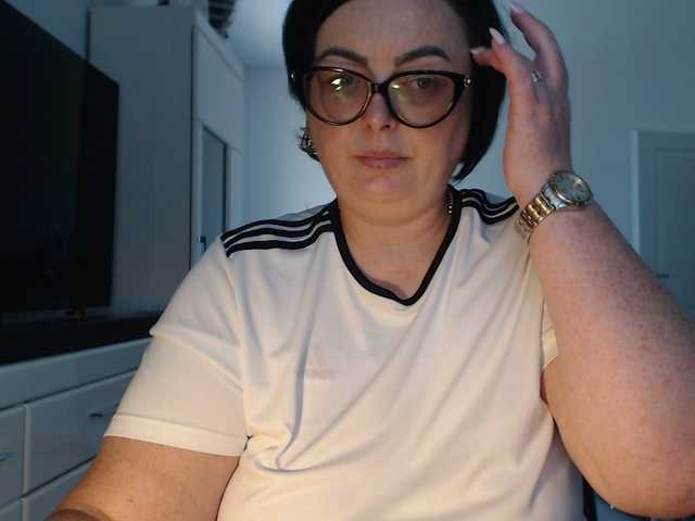 Emyllywhite