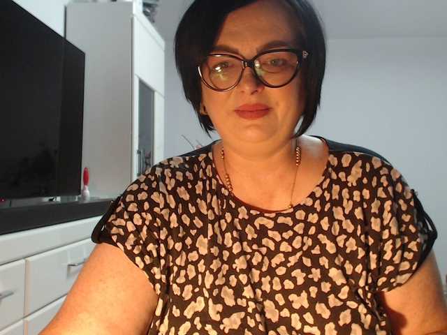 Emyllywhite