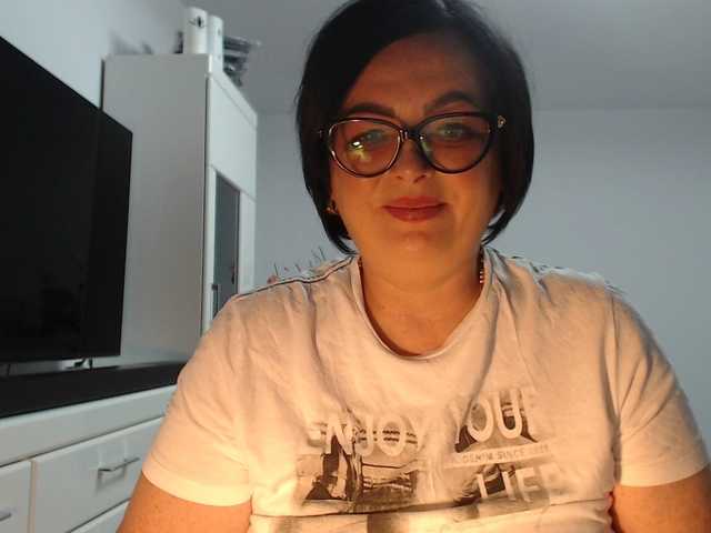 Emyllywhite