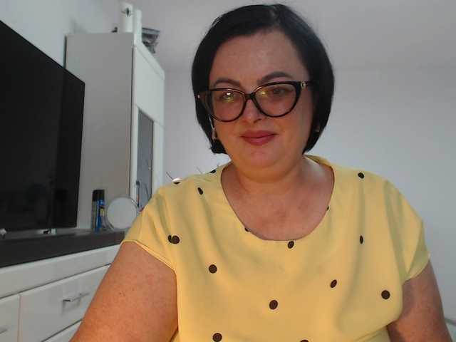 Emyllywhite