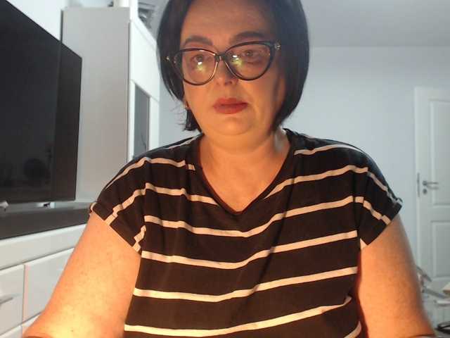 Emyllywhite