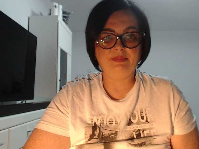 Emyllywhite