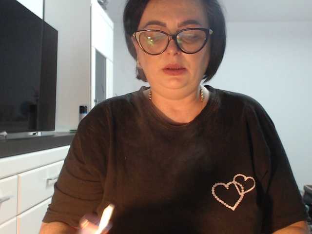 Emyllywhite