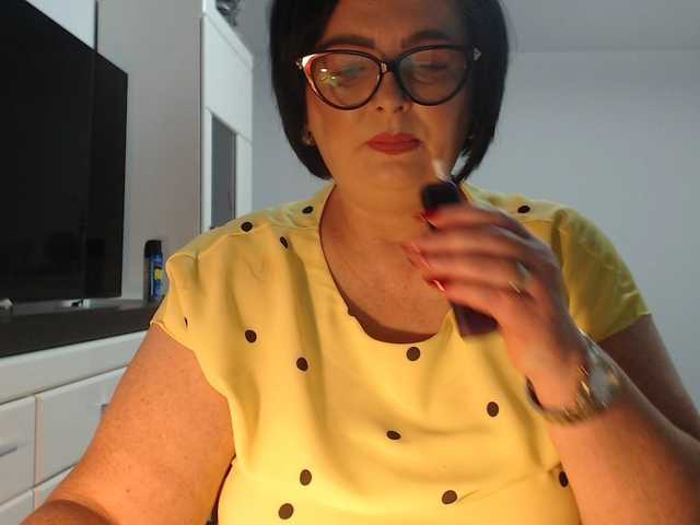 Emyllywhite
