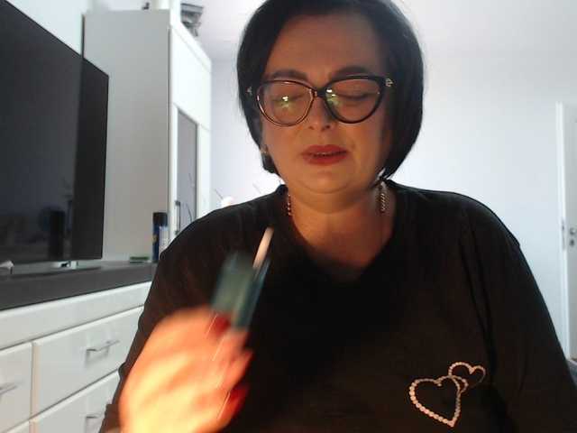 Emyllywhite
