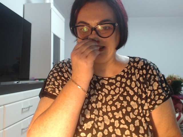 Emyllywhite