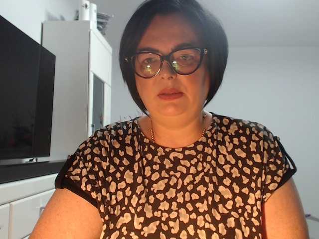Emyllywhite live webcam show