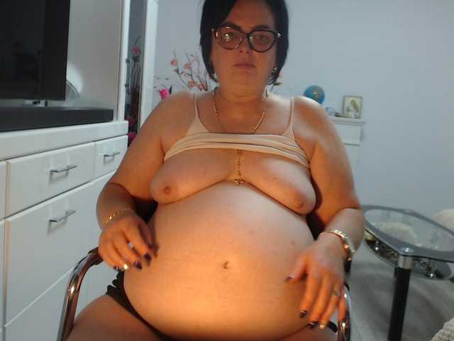 Emyllywhite Canlı Cam: BongaCams
