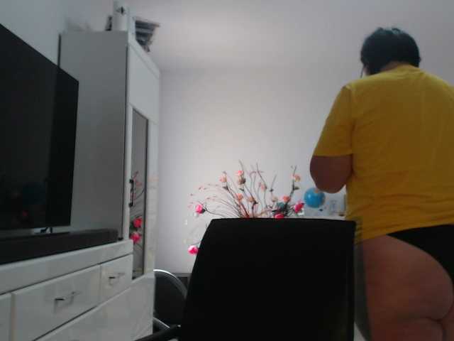 Emyllywhite live webcam show