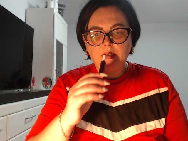 Emyllywhite