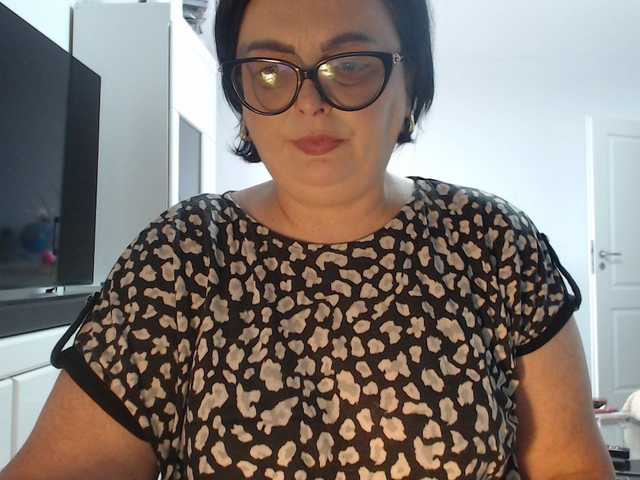 Emyllywhite