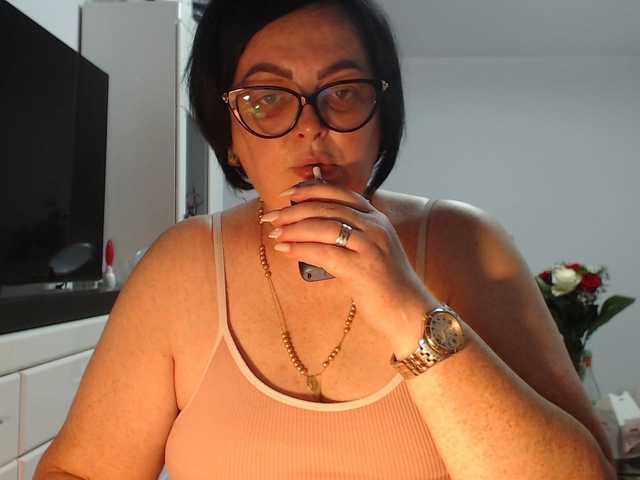 Emyllywhite