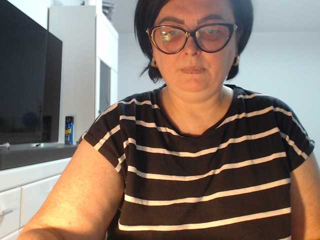 Emyllywhite