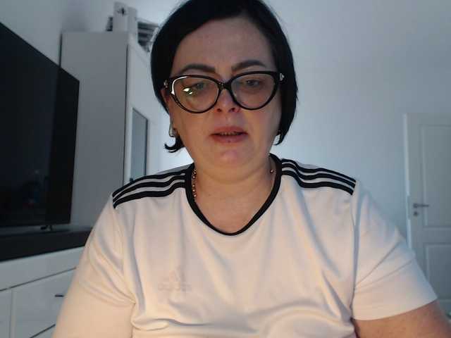 Emyllywhite