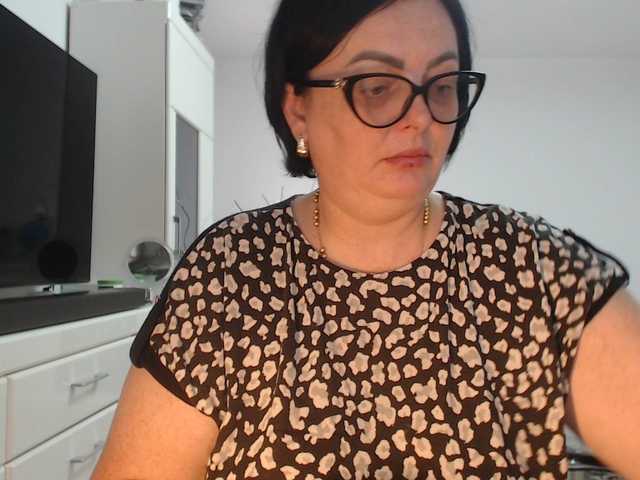 Emyllywhite