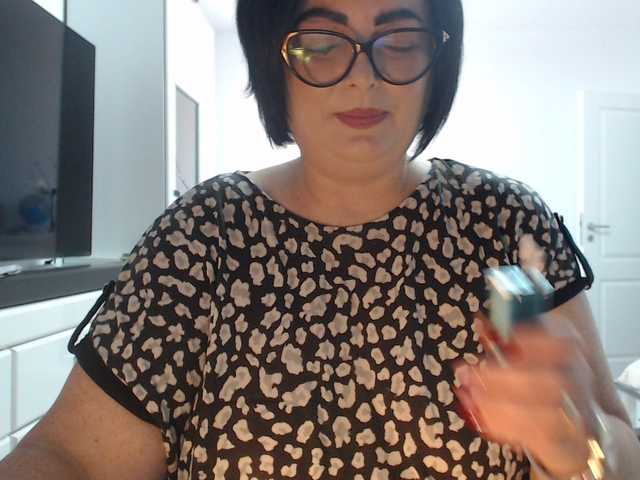 Emyllywhite