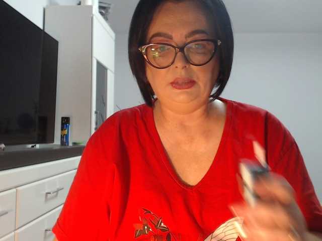 Emyllywhite