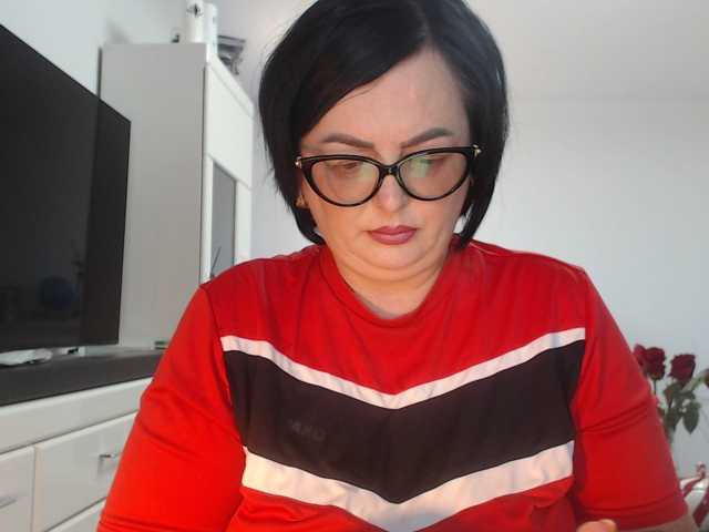 Emyllywhite