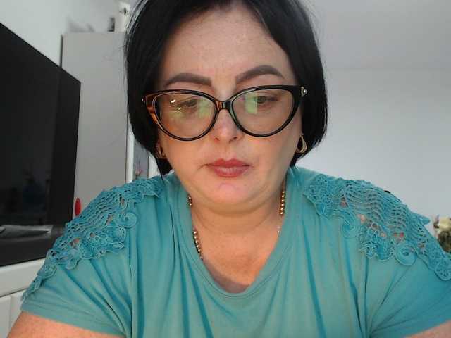 Emyllywhite