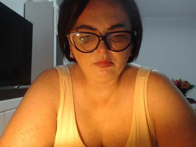 Emyllywhite