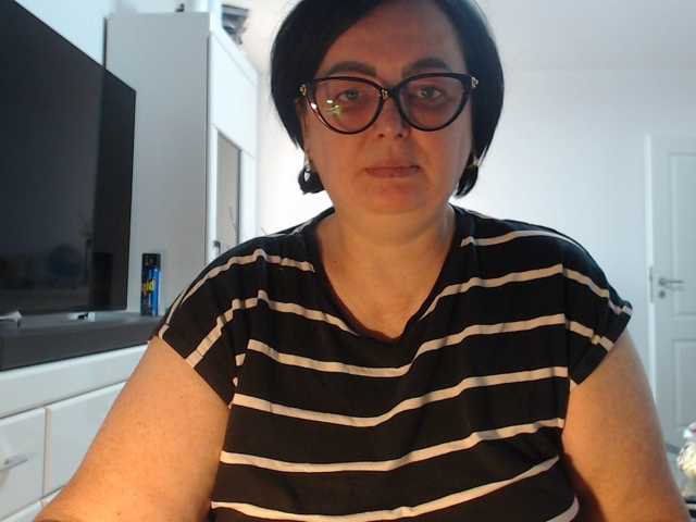 Emyllywhite