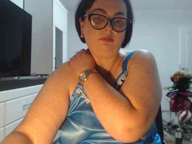 Emyllywhite