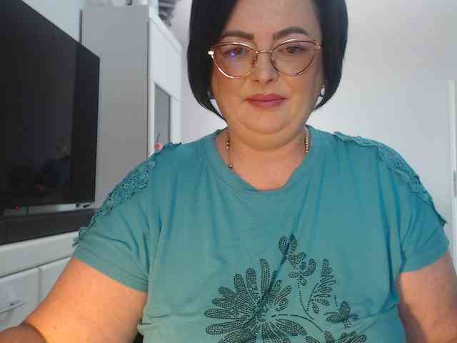 Emyllywhite webcam