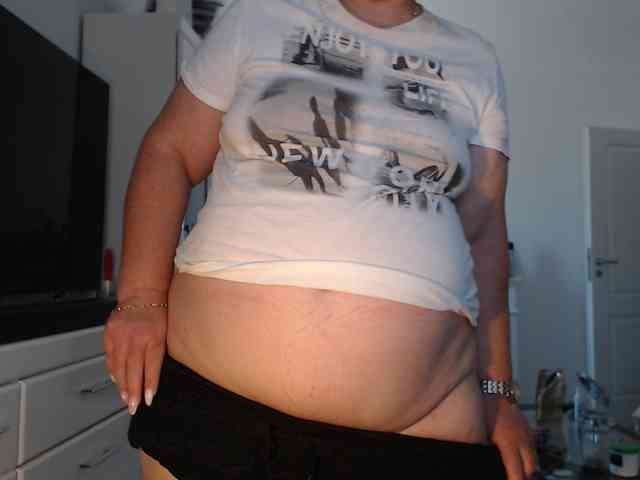 Emyllywhite webcam