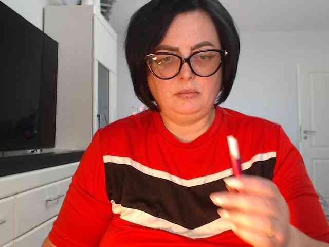 Emyllywhite