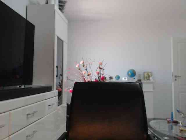 Emyllywhite webcam