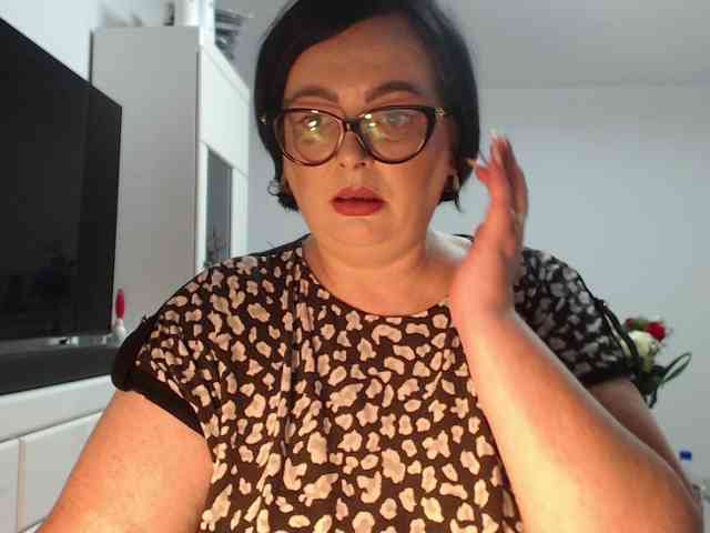 Emyllywhite