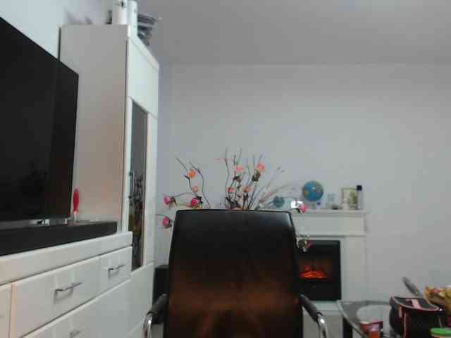 Emyllywhite webcam