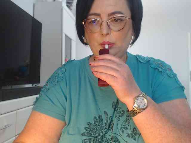 Emyllywhite webcam