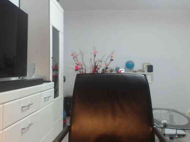 Emyllywhite webcam