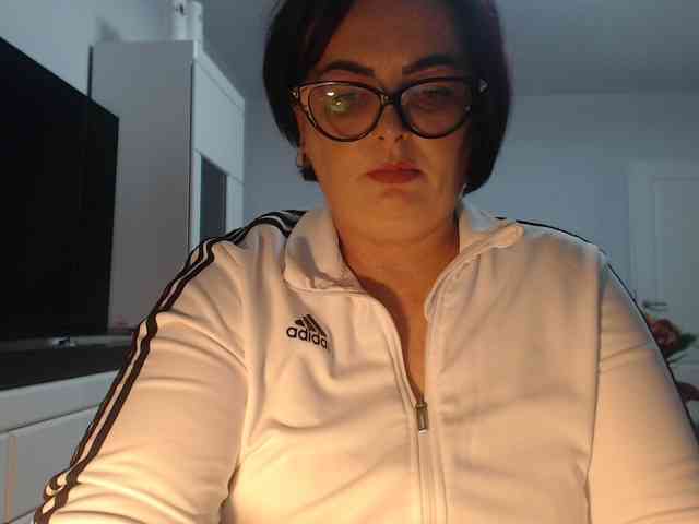 Emyllywhite